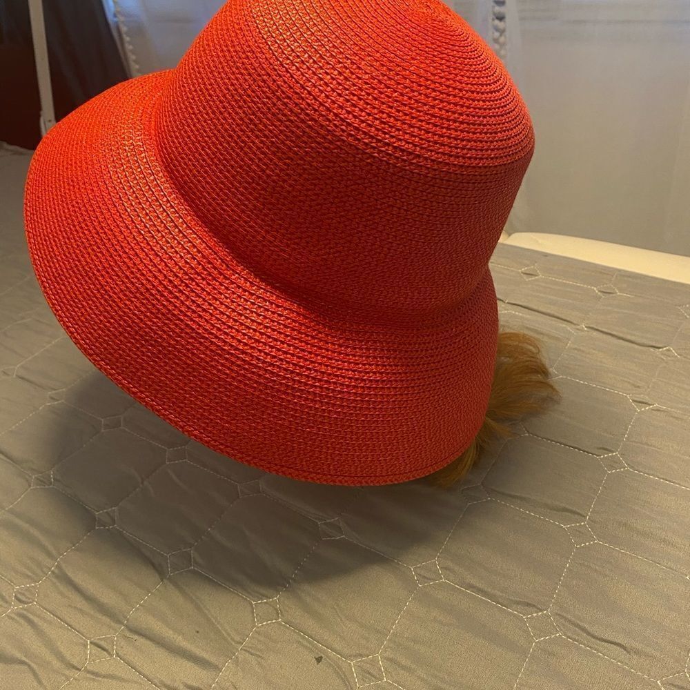 Red hat, one size - Picture 5 of 7